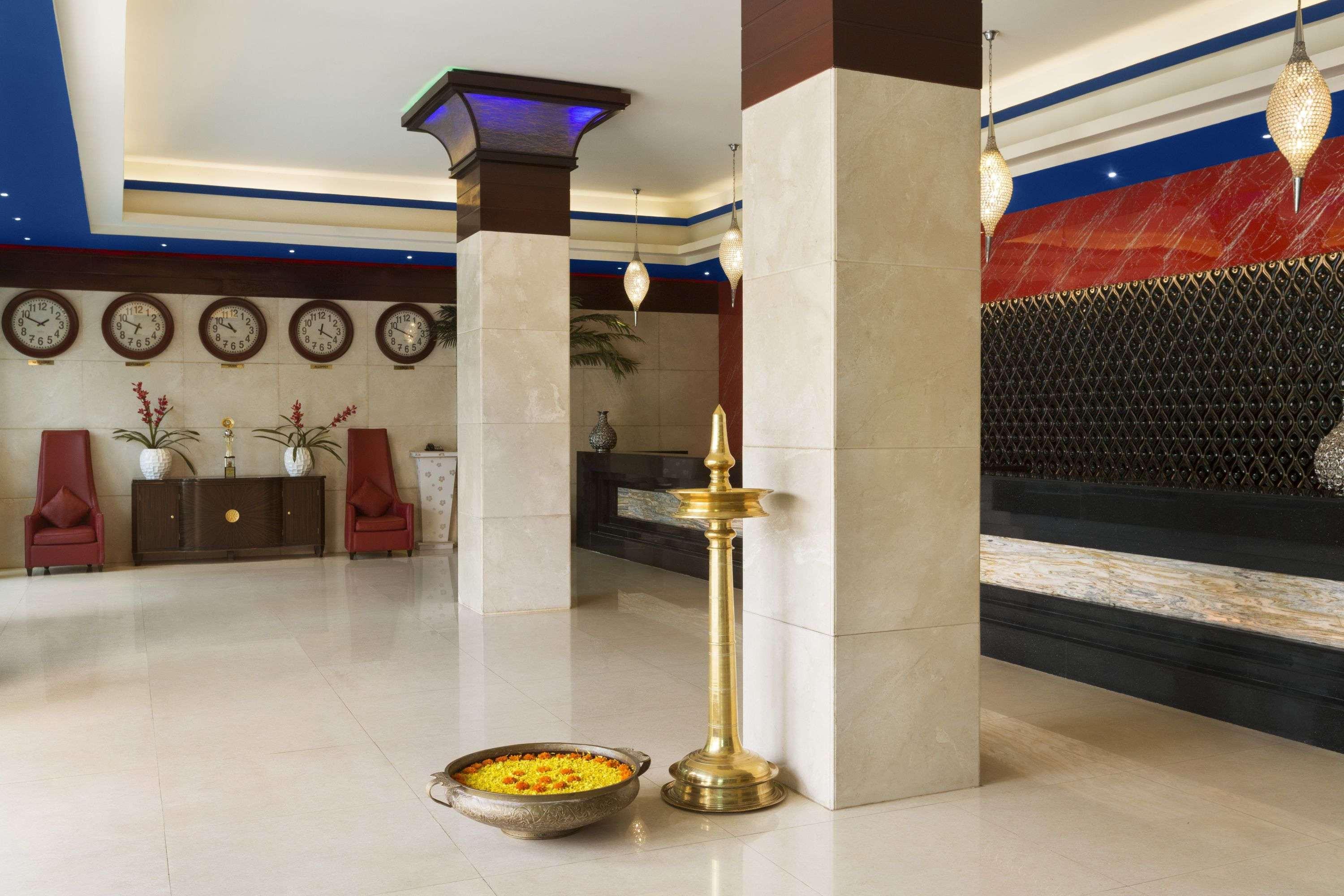 Ramada By Wyndham Alleppey Alappuzha Bagian luar foto