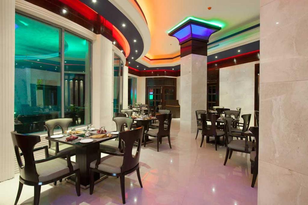 Ramada By Wyndham Alleppey Alappuzha Bagian luar foto