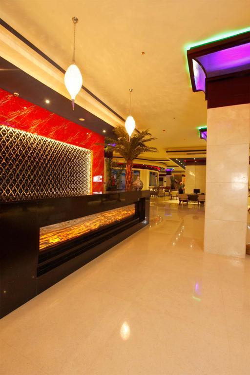 Ramada By Wyndham Alleppey Alappuzha Bagian luar foto
